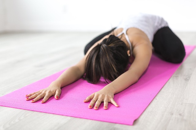 You are currently viewing Benefits of Using Yoga Mat: A Complete Guide